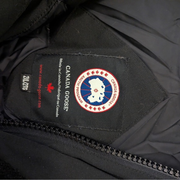 Canada Goose Men's Expedition Parka - Picture 7 of 8